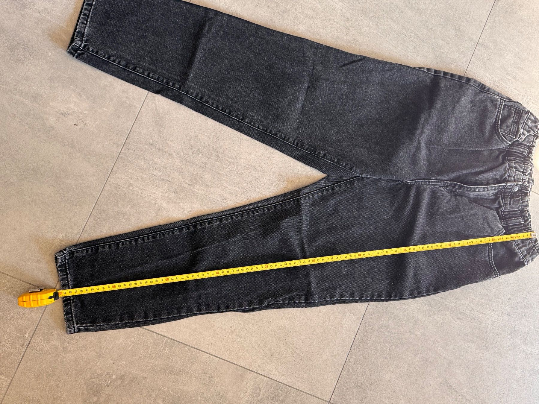 Jeans: Jean noir taille haute élastique - taille 38 – Usato da La Chaux-de-Fonds venduto da Sabinchenn 4