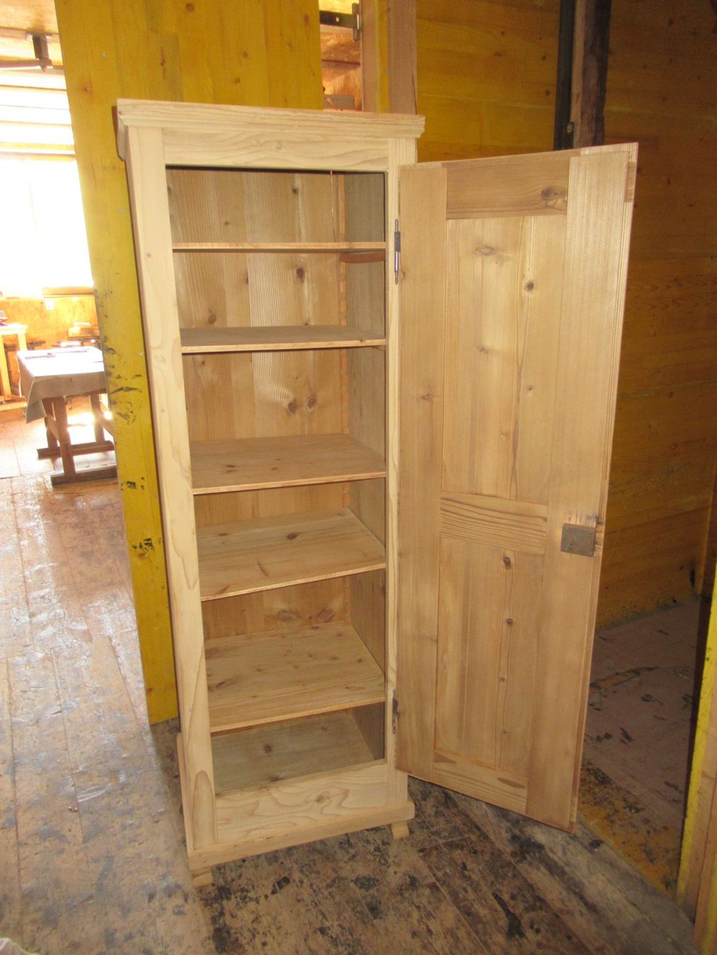 Armadi: Schmaler Schrank (Tanne/177) – Usato da Berg SG venduto da Pizza58 2