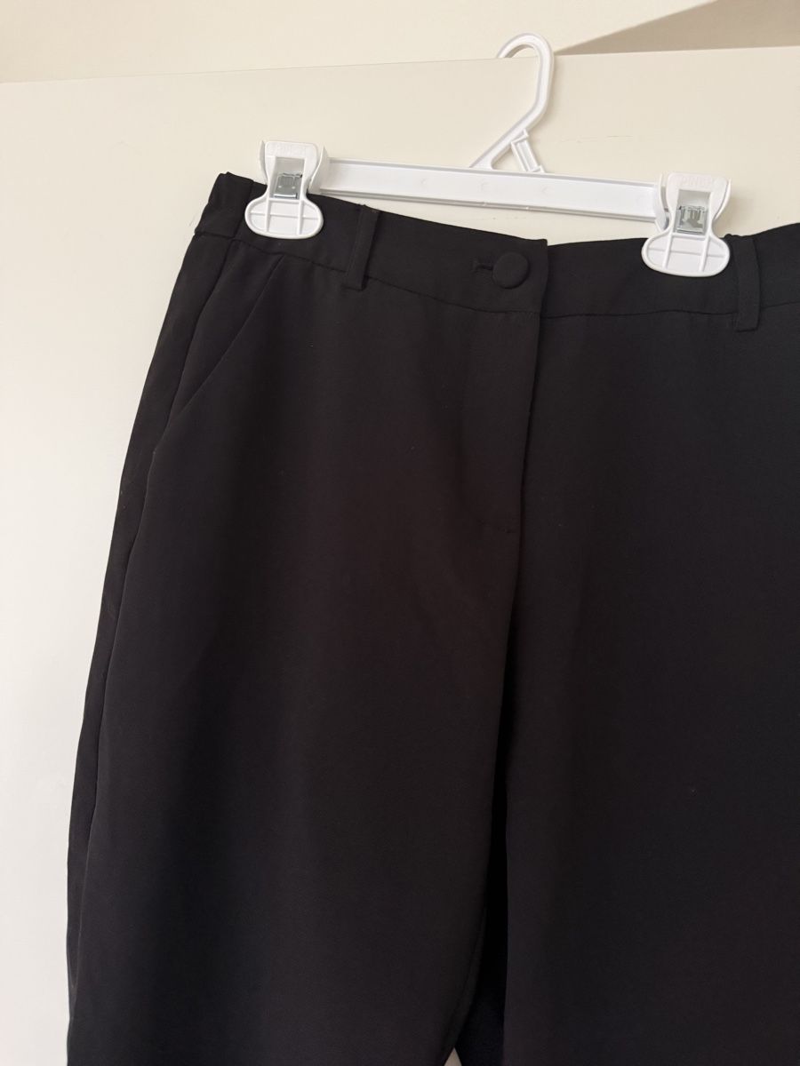 H&M Pantaloni: Pantalon classique H&M  – Usato da Monthey venduto da sen_6ckr 2