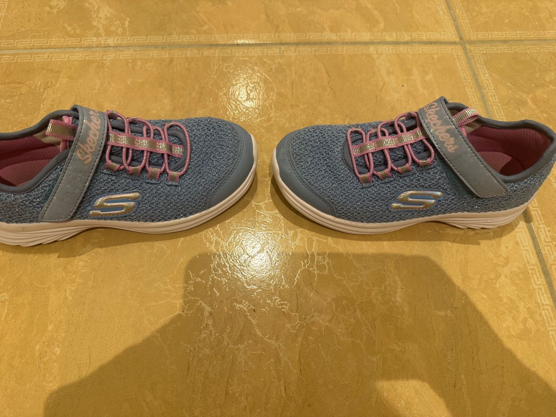 Skechers Scarpe per ragazze: Skechers Turnschuhe, 32 – Usato da Klingnau venduto da Markus14 2