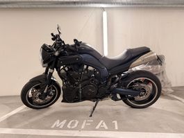 Yamaha MT-01 RP18 - Akrapovic