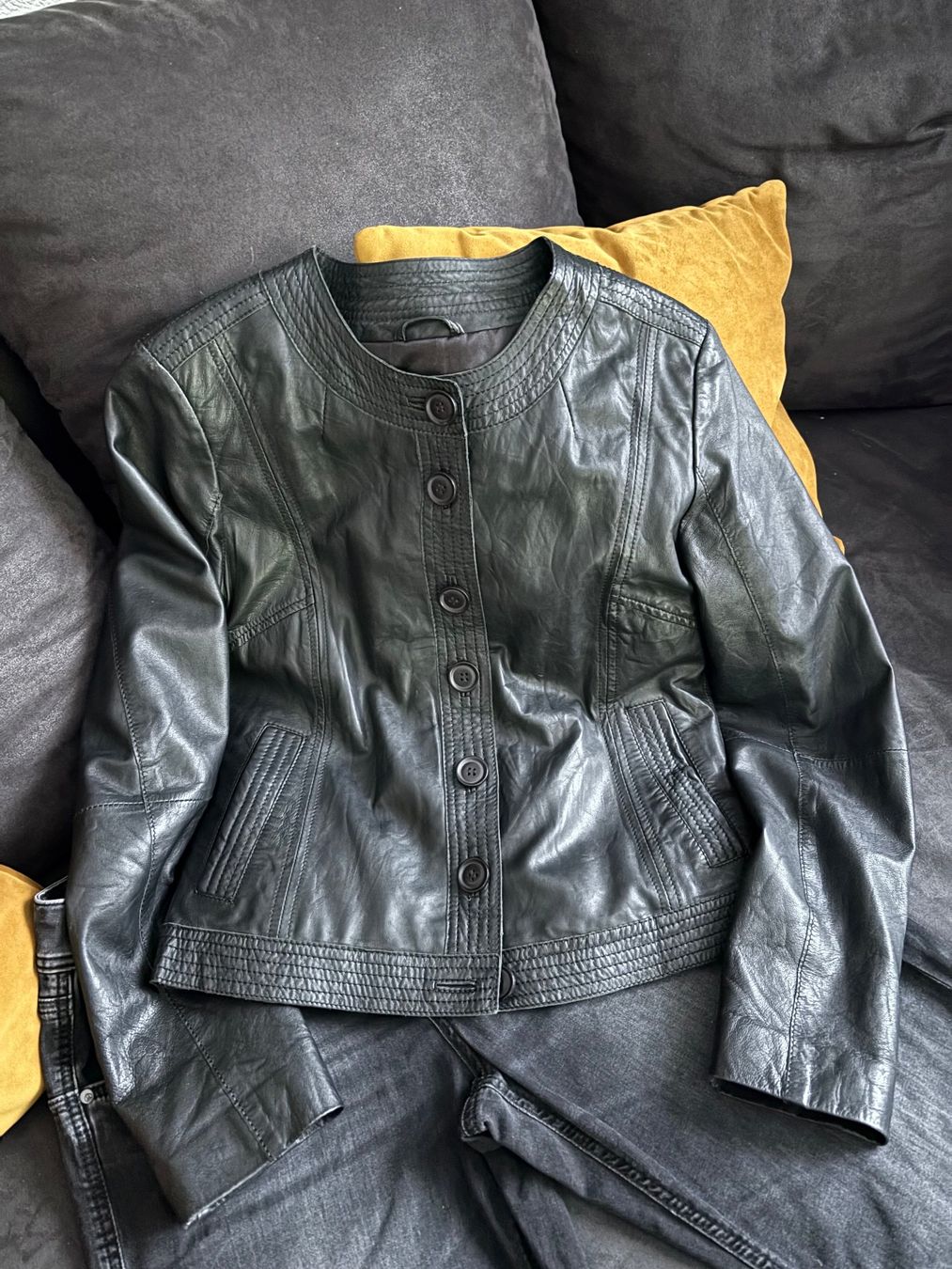 Maddison Giacche: MADDISON Lederjacke – Usato da Merishausen venduto da yourdream 7
