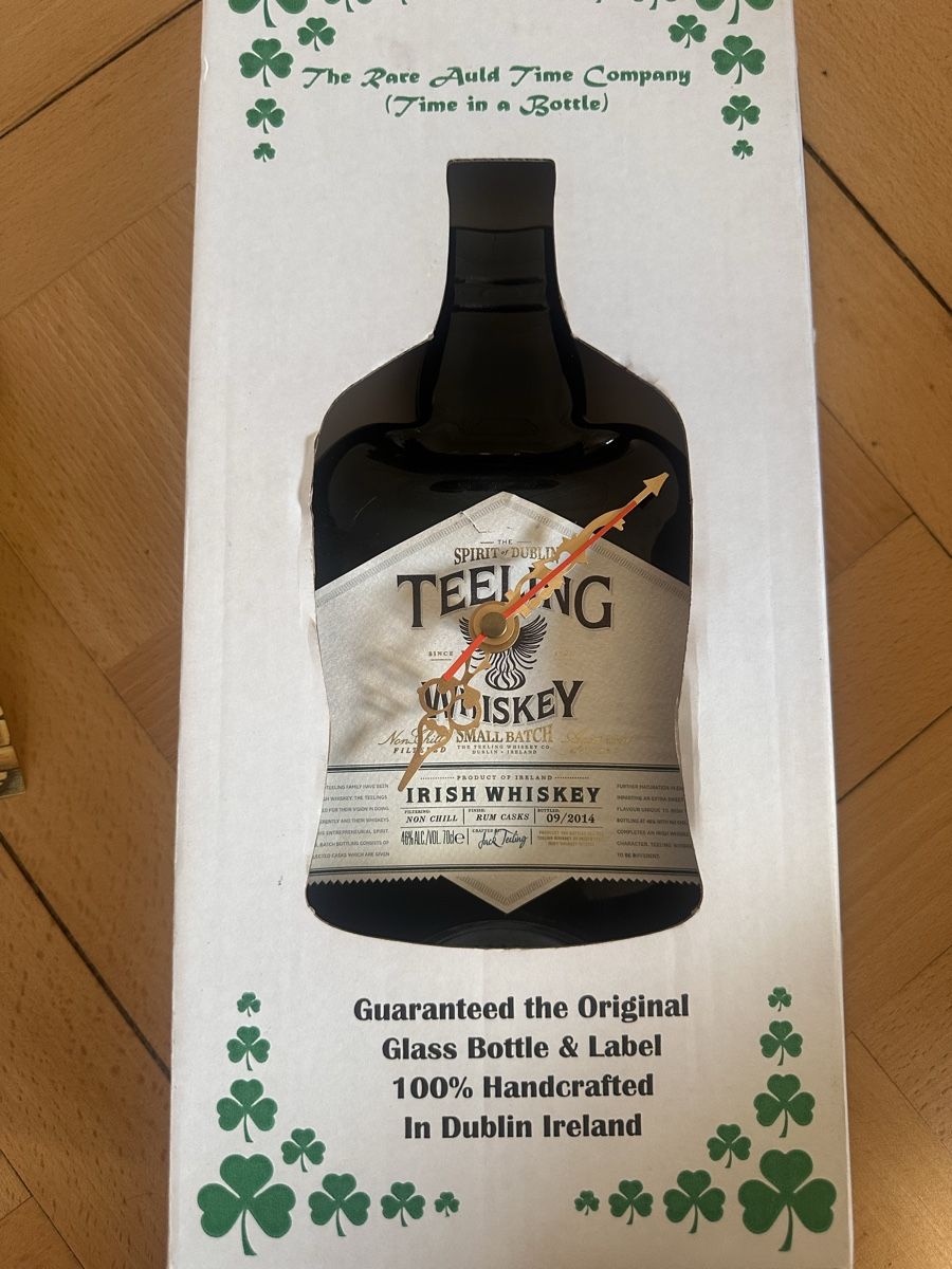 Orologi da terra & Orologi da parete: Original Teeling Irish Whiskey Bottle Clock  – Nuovo (secondo la descrizione) da Zürich venduto da chayen