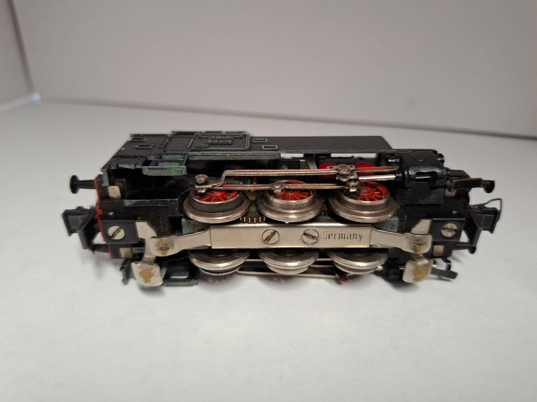 Trix Modellini di ferrovie: HO Lok analog, Gleichstrom – Usato da Stettlen venduto da hof_psy8 2