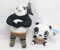 2x Po Kung Fu Panda  Plüschtier - Plüsch Figur - Kuscheltier