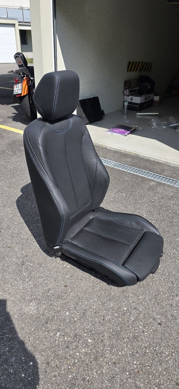 BMW Tutti pezzi di ricambio auto: siège conducteur BMW M2 F87 – Usato da Leytron venduto da sam_wf2m 1