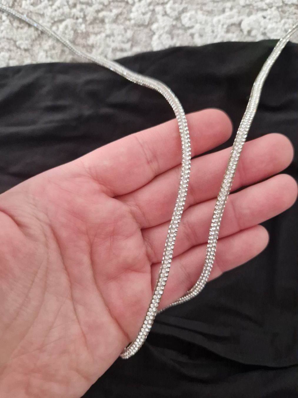 H&M Tops: H&M Schwarzes Top mit Strass-Trägern, Gr. L – Gebraucht aus Erlinsbach SO von ULIKH 4