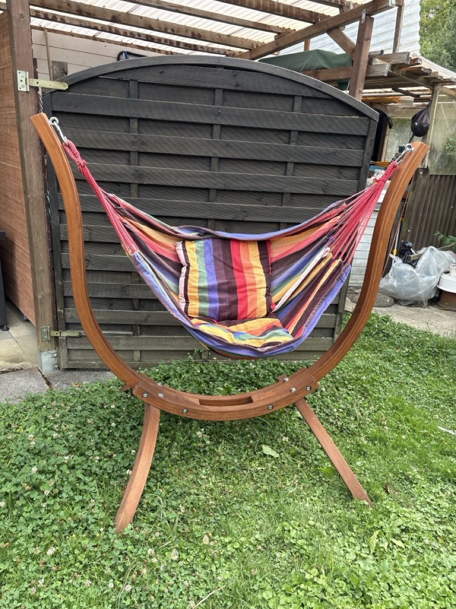 Gartenhängesitze: Outdoor Holzhängesessel – Gebraucht aus Rupperswil von sho_9qym