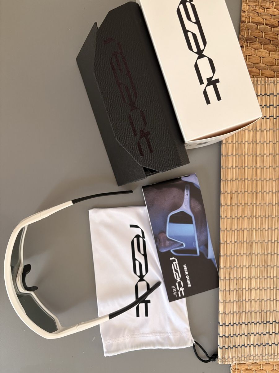 Lunettes & Verres: React rev - Sportbrille weiss NEU – Neuf avec emballage d'origine à St. Gallen par Sonja-SG