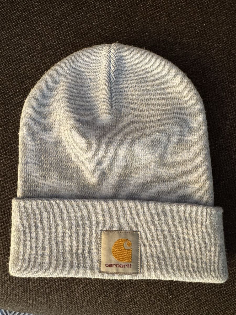 Carhartt Copricapi, berretti & cappellini: Carhartt Mütze blau – Usato da Obfelden venduto da andrinamariaa