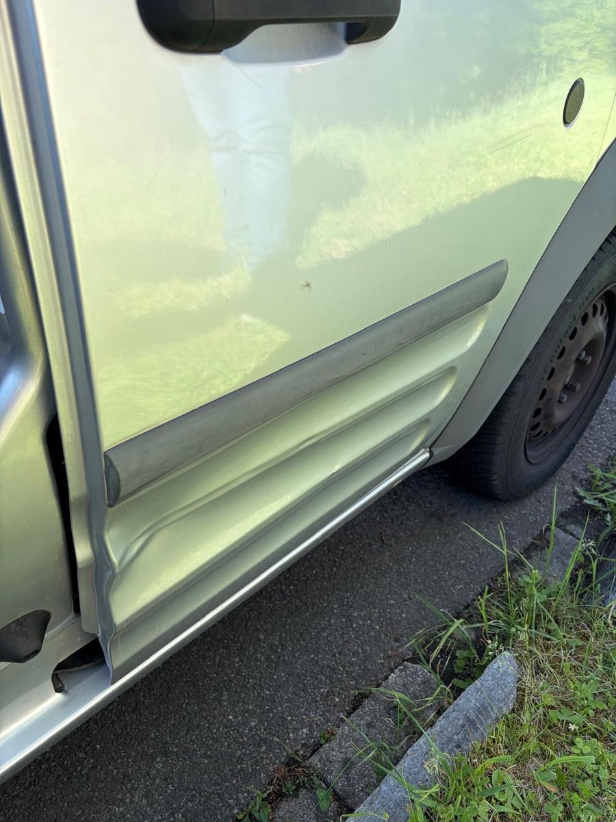 Automobili: Ford Conect – Usato da Weisslingen venduto da Lautas02 1