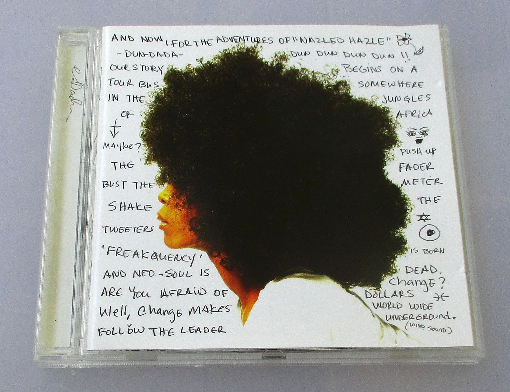 CDs: ERYKAH BADU - Worldwide Underground – Gebraucht aus Wattwil von Muriel11