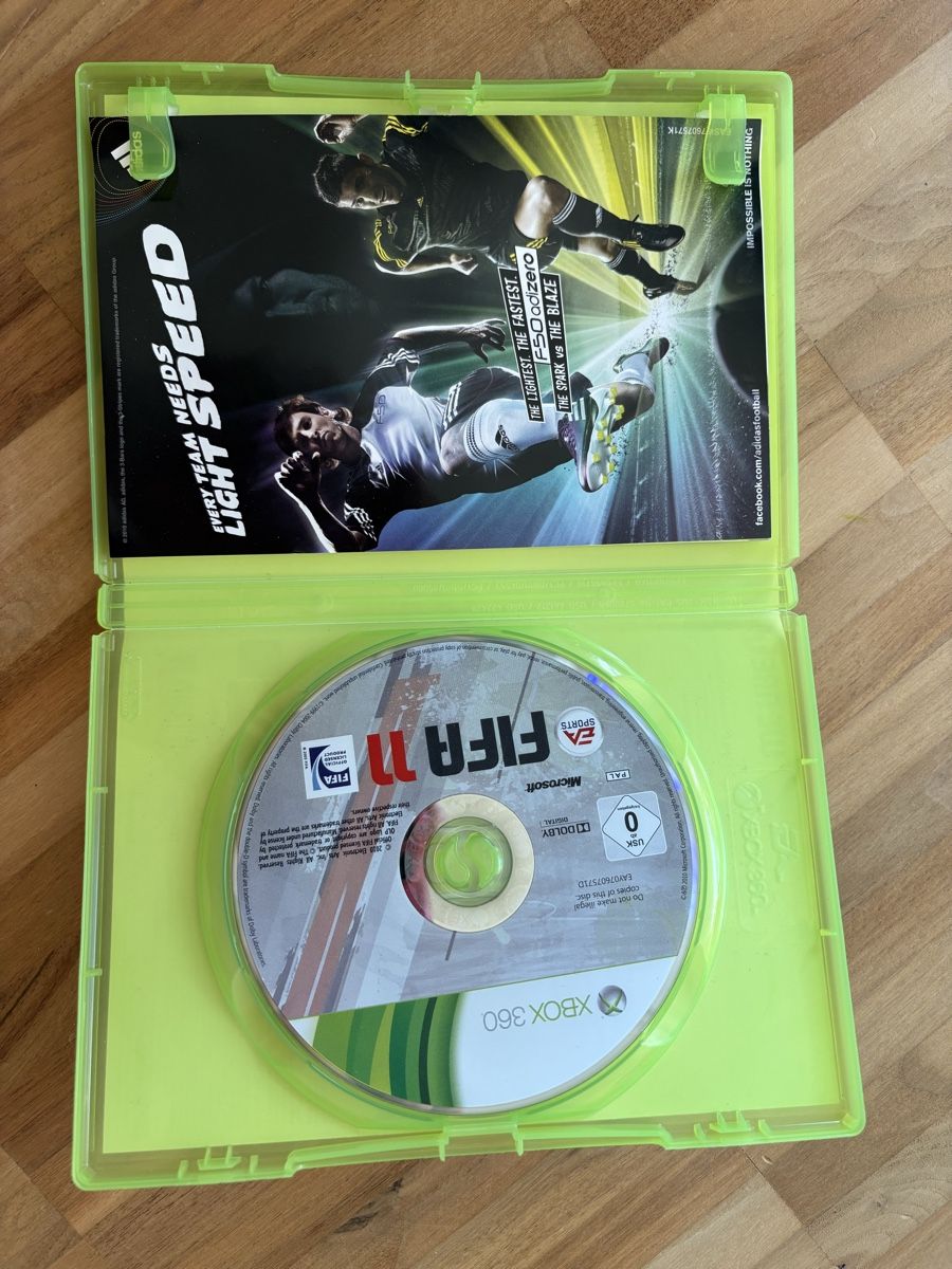Jeux: FIFA 2011 Xbox – D'occasion à Zürich par chemostat 2