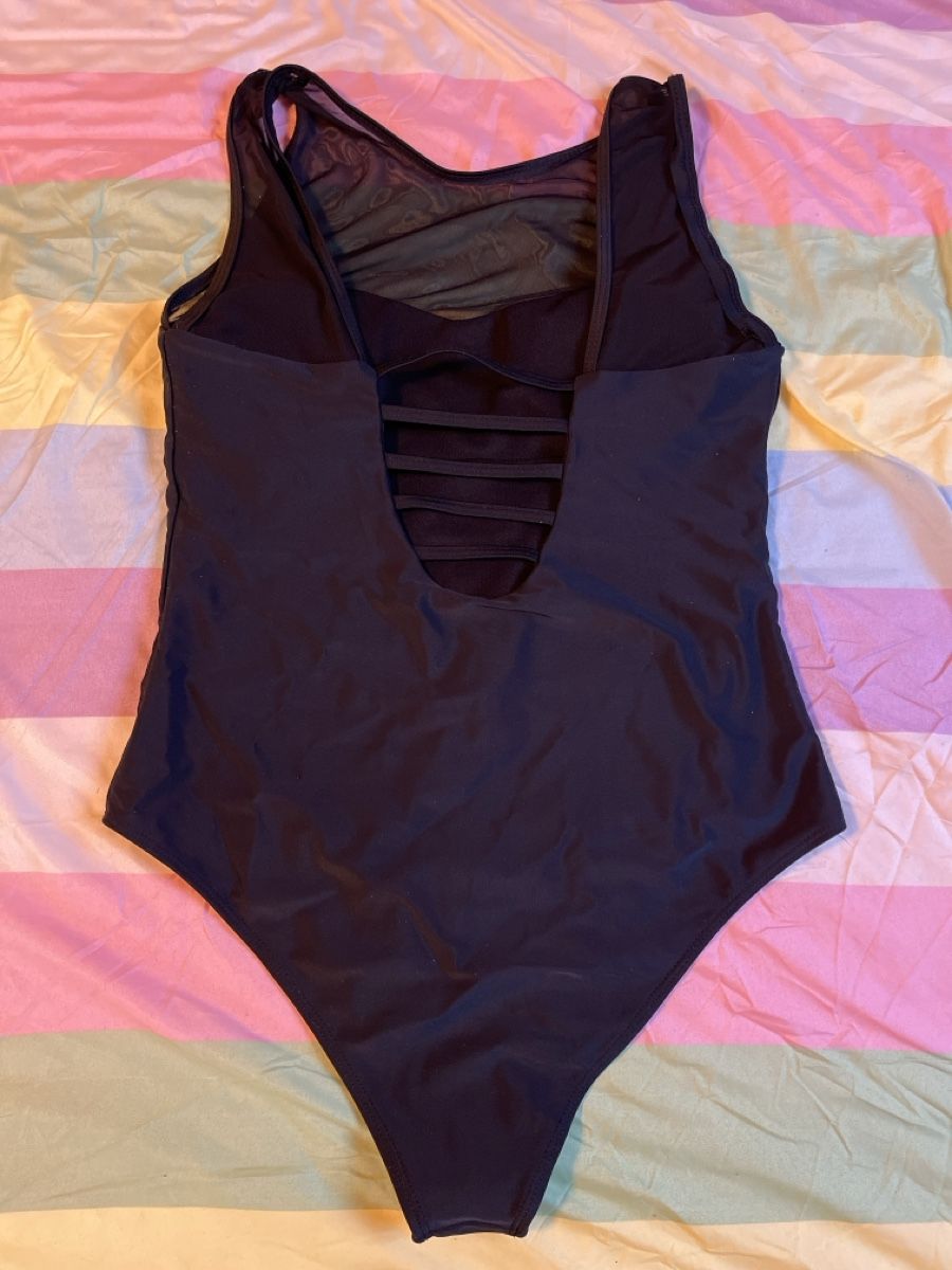 Costumi da bagno & Bikini: Schwarzer Badeanzug mit Netzeinsatz, Gr. S/M – Usato da Kaisten venduto da saleforfun 4