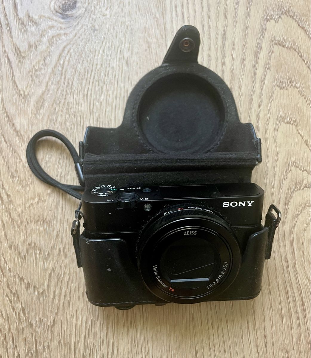 Sony Kamera: SONY RX100 III Kamera – Gebraucht aus Bern von pet_fry9 1