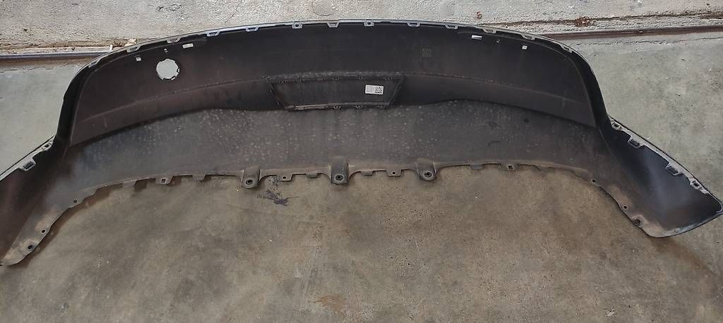 Diffusori di oli essenziali: Tesla Model Y Stossstange Diffusor 1494009-DE-D – Usato da Schafisheim venduto da spr_7cj5 3