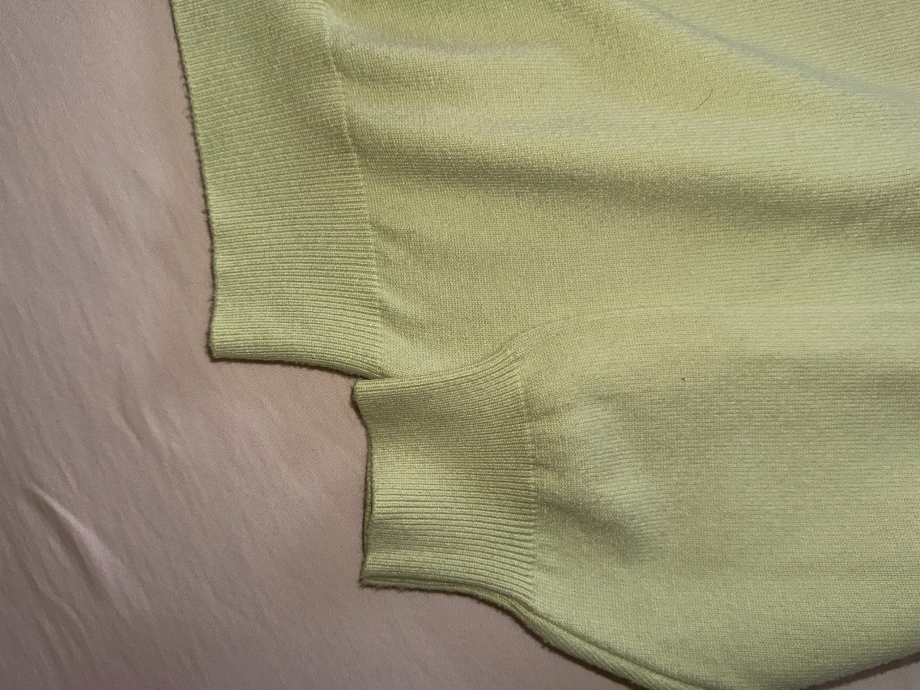 Pulls & Sweat-shirts: Hellgrüner Pullover – D'occasion à Dübendorf par ilazzi 2