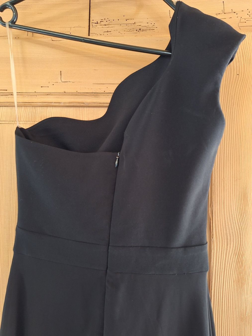 Kleider: Einschulteriges langes schwarzes Abendkleid Gr. 36 – Gebraucht aus Andelfingen von Rihanna9 3