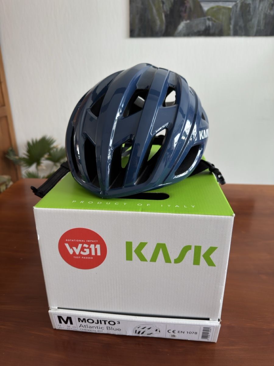 Kask Caschi: Velohelm KASK Dunkelblau M (52-58) – Nuovo (secondo la descrizione) da St Gallen venduto da MxxA