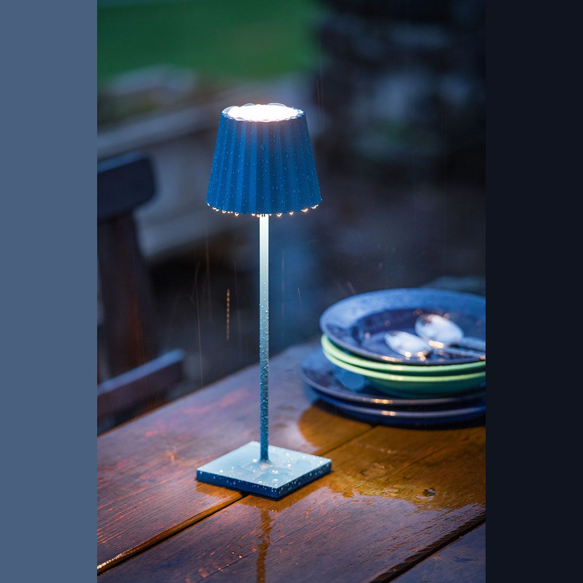 Lampade: LED Aussen Tischleuchte, Blau, IP54 – Nuovo (secondo la descrizione) da Kreuzlingen venduto da Smart-Light 2