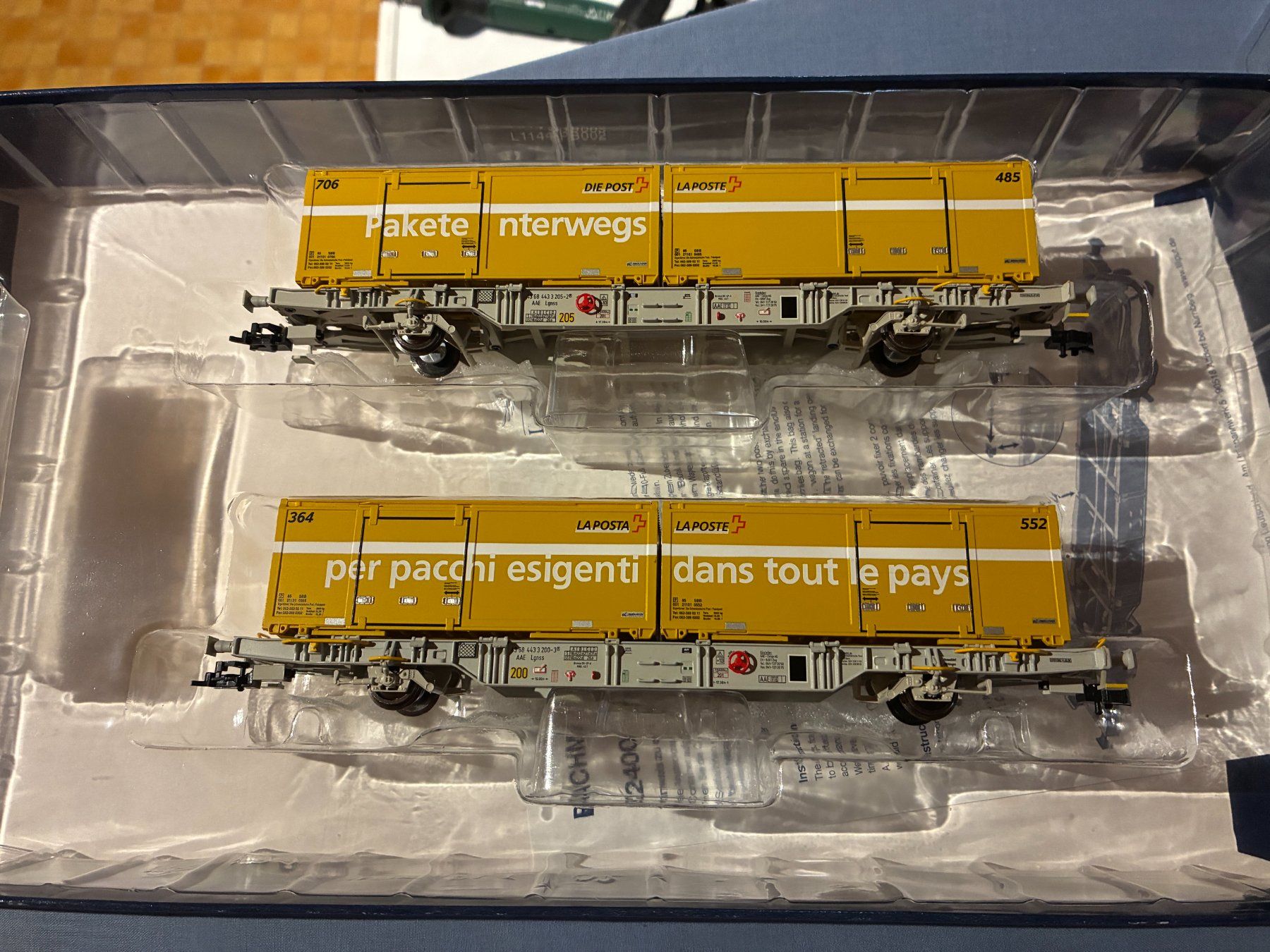 Liliput Modellini di ferrovie: SBB Containertragwagen-Set 5 "Schweizer Post"/Liliput 240039 – Nuovo (secondo la descrizione) da Kölliken venduto da Tbutz 1