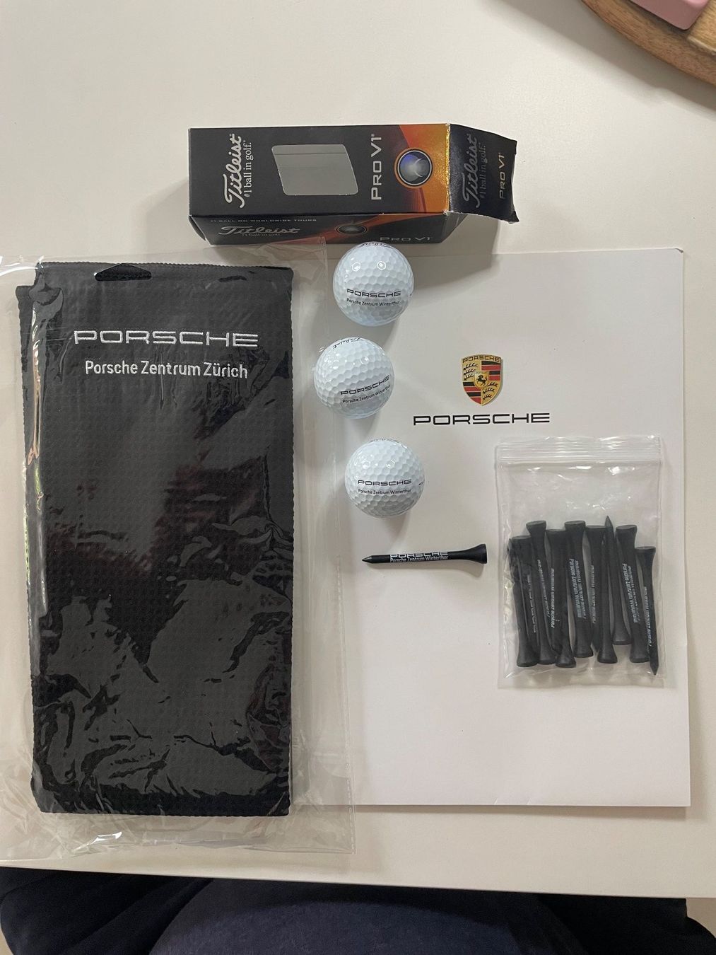 Mazze & Set: Porsche golf set - accessories - gift – Nuovo e nell'imballaggio originale da Zürich venduto da Paolik