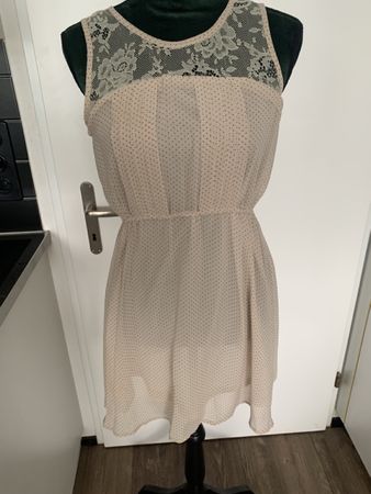Kleid