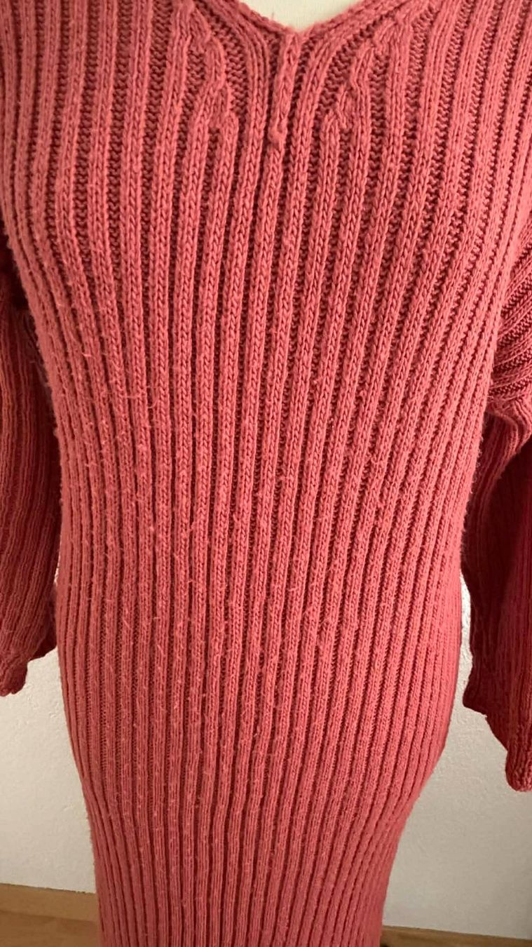 Kleider: Strick Kleid M-L – Gebraucht aus Liestal von aarroon 1