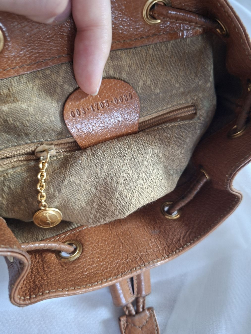 Gucci Rucksäcke: Sac à dos Gucci bamboo – Gebraucht aus Lausanne von Super-cerise 5