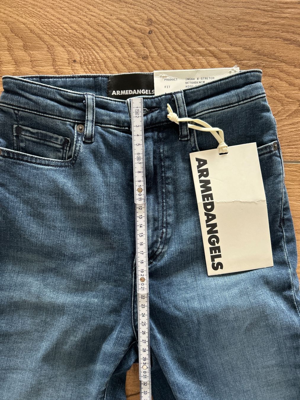 Armedangels Jeans: ARMEDANGELS Jeans, Neu mit Etikett – Gebraucht aus Worben von AlliaB 1