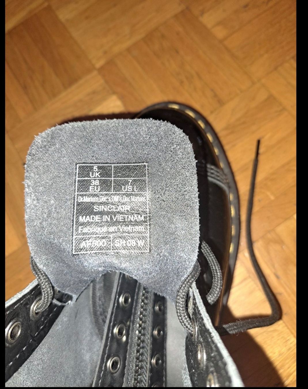 Dr. Martens Damenschuhe: Dr. Martens Sinclair Plateformes Noir Vernis - Pointure 38 – Neu (gemäss Beschreibung) aus Chavannes-Renens von Angelique2022 2