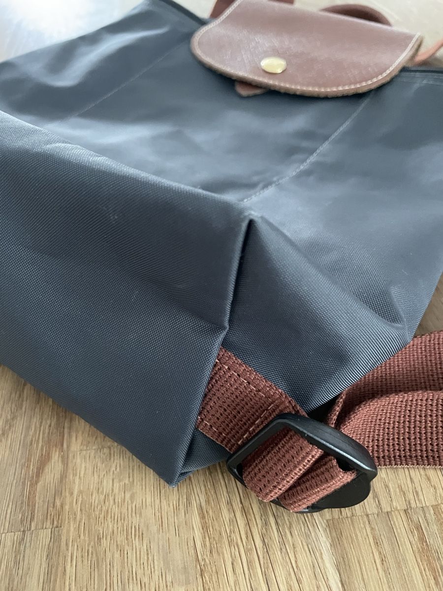 Longchamp Zaini: Longchamp Rucksack Le Pliage in grau – Usato da Frauenfeld venduto da annstella95 2