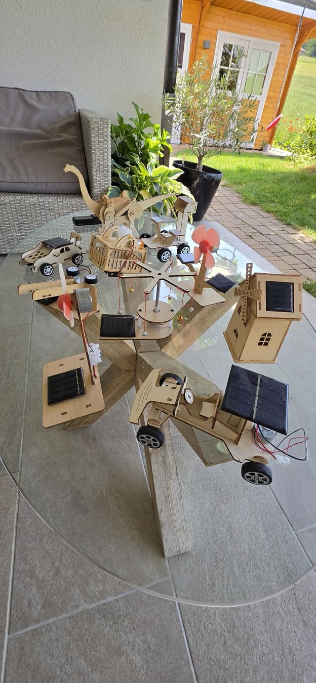 Giocattoli: Solar Roboter Bausatz Holzteile, Sommer-Bastelspass – Usato da Breitenbach venduto da gnieserli 2