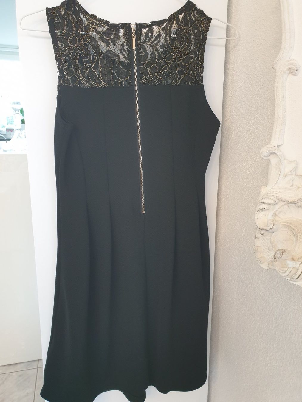 Kleider: Kleid Cocktailkleid schwarz mit Spitze Gr. 36 – Gebraucht aus Gossau ZH von fashiontwo 2