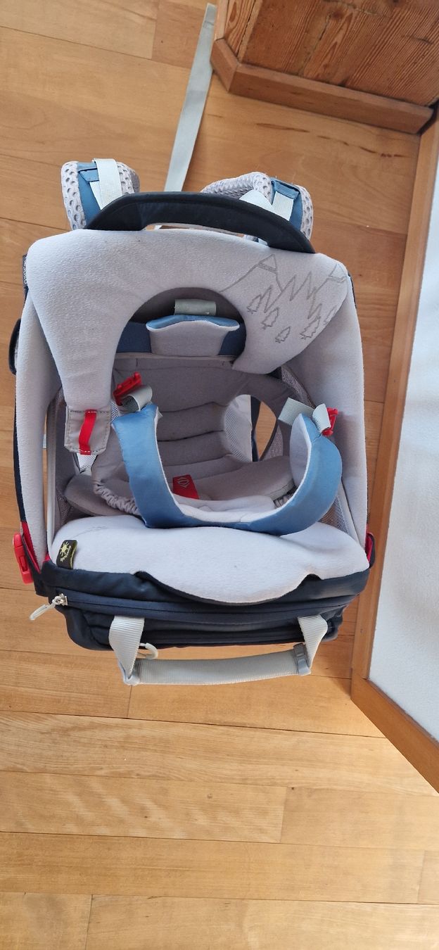 Osprey Porte-bébés ventraux & dorsaux: Osprey Poco AG Plus Kindertrage – D'occasion à Winterthur par Pepe83 1