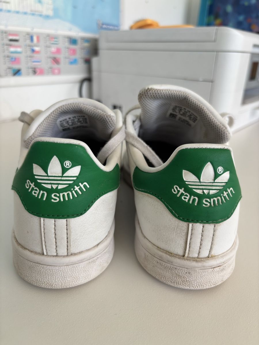 Adidas Scarpe da uomo: Adidas Stan Smith blanches taille 35.5 bon état – Usato da Sion venduto da tchana77 2