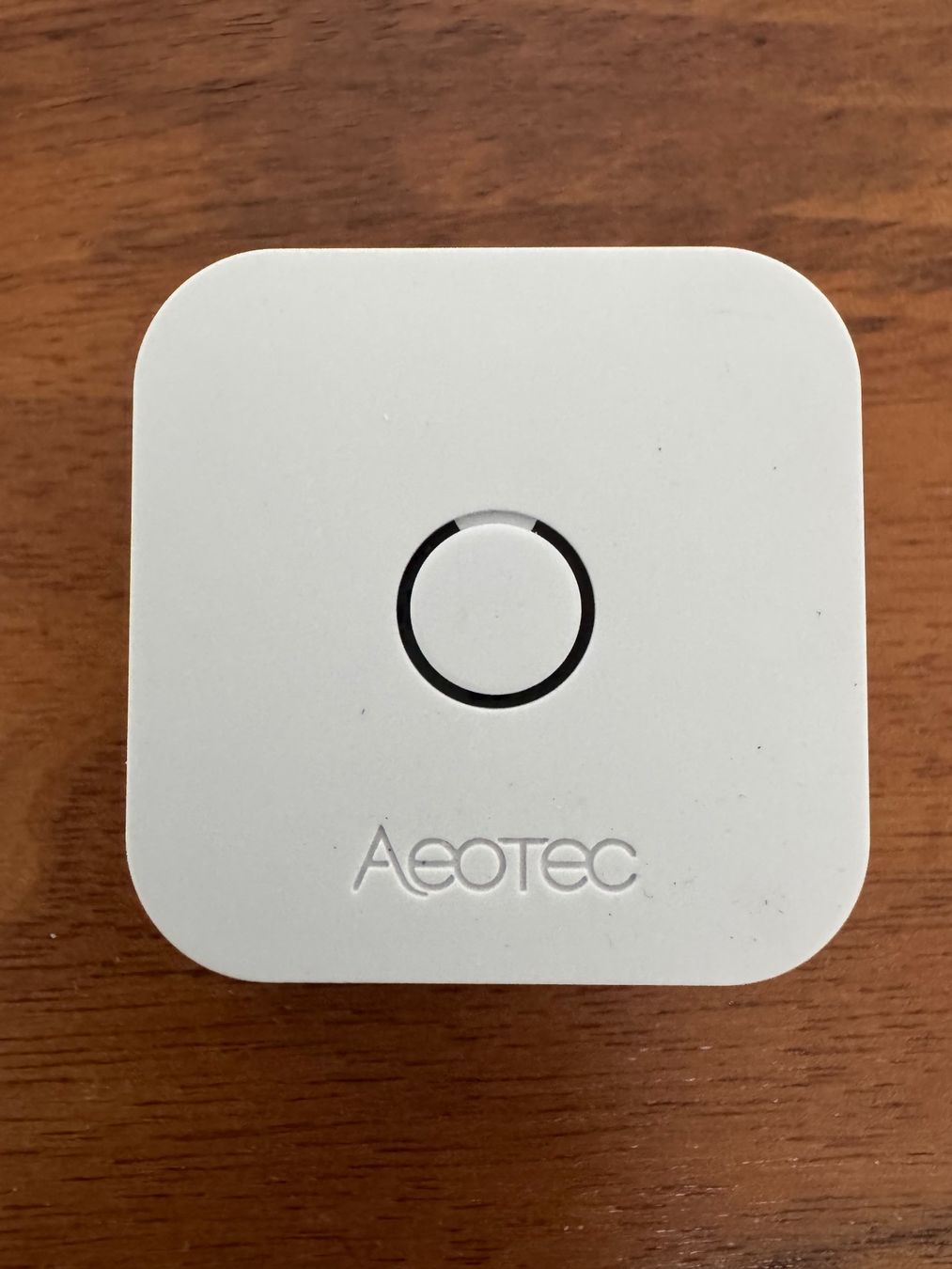 Misurare: Aeotec aërQ Temperature & Humidity Sensor Zwave – Usato da Hergiswil NW venduto da Swissnorm 3