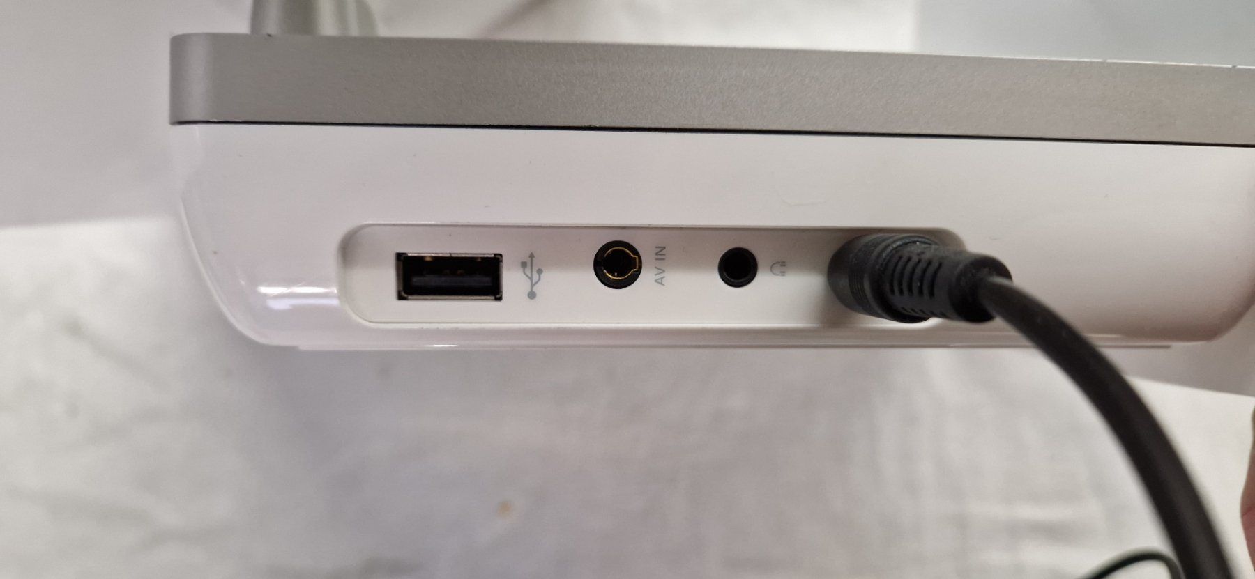Tragbarer Mediaplayer: PHILIPS PORTABLE HYBRID TV – Gebraucht aus Bilten von Mic2022 5