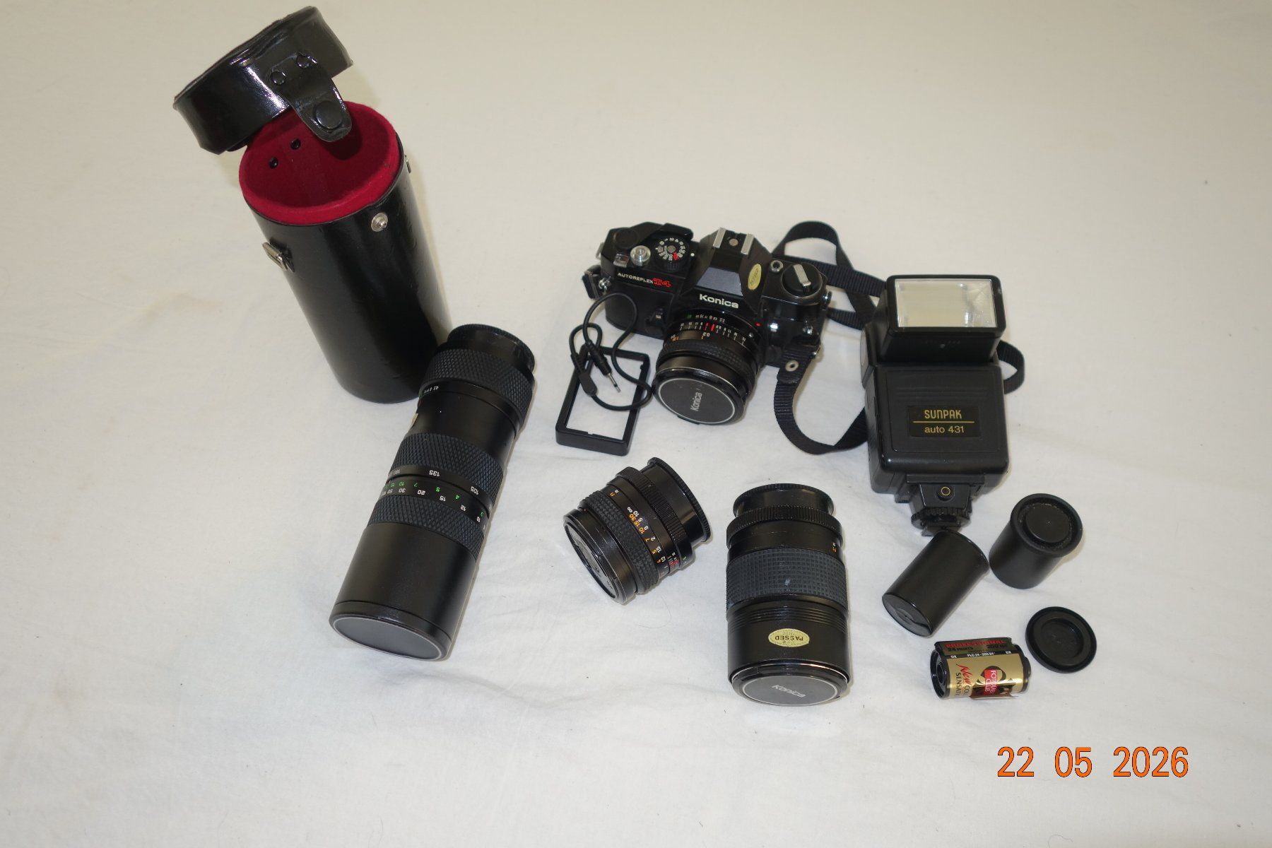 Konica Kamera: KONIKA AUTOREFLEX T4 – Gebraucht aus GIEZ von fifiuno