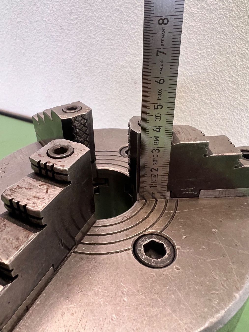 Reishauer Tutti gli attrezzi: REISHAUER mandrin 3 mors – Usato da Aarberg venduto da SNMachines 3