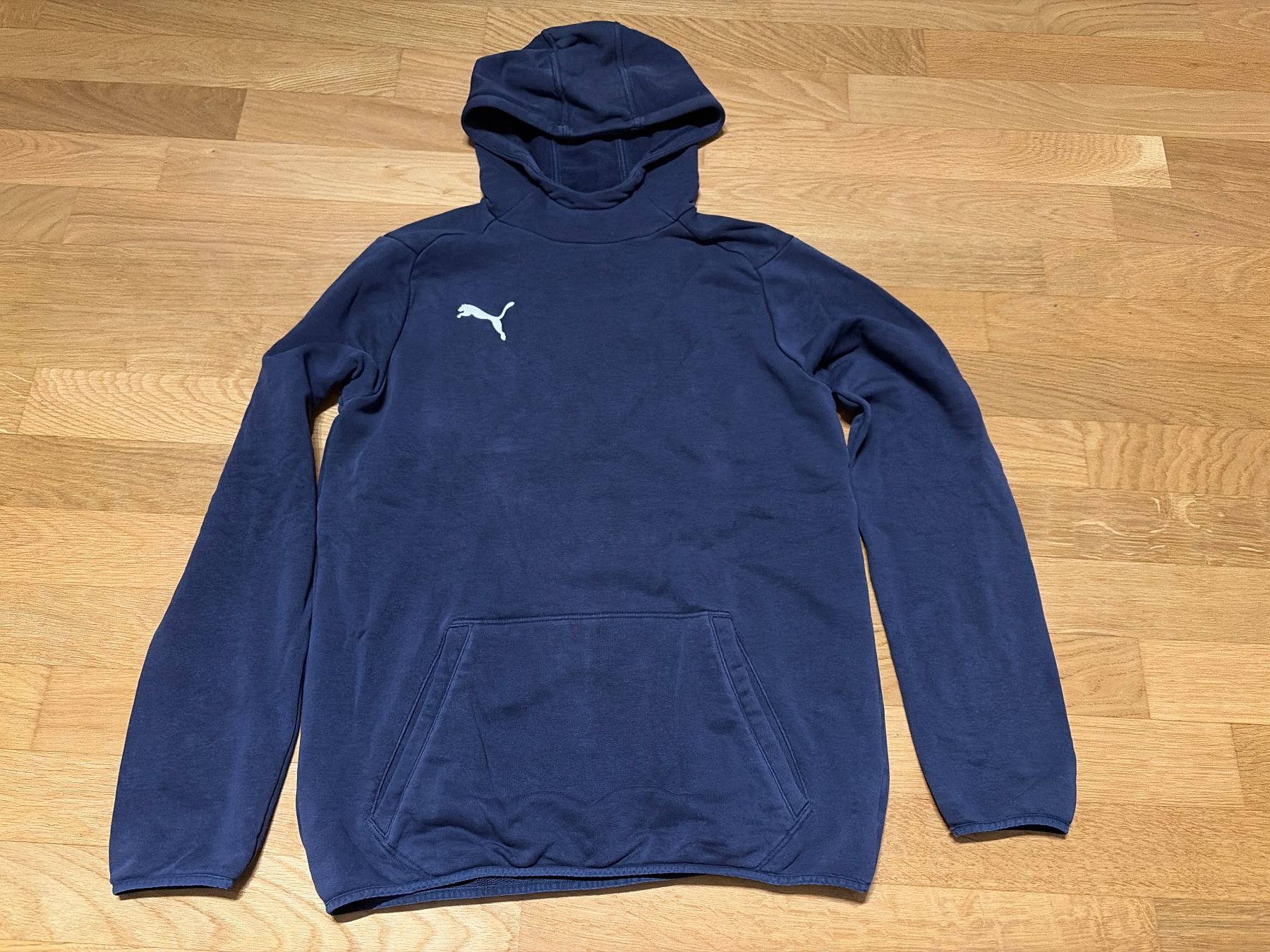 Puma Pullover & Sweatshirts: Hoodie Puma Gr. 176 – Gebraucht aus Bern von chrimi05