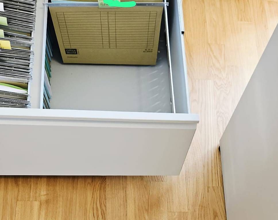 Armadi: Dokumentenschrank aus Metall mit Schliesssystem  – Usato da Niederuzwil venduto da Liberatopixel 1