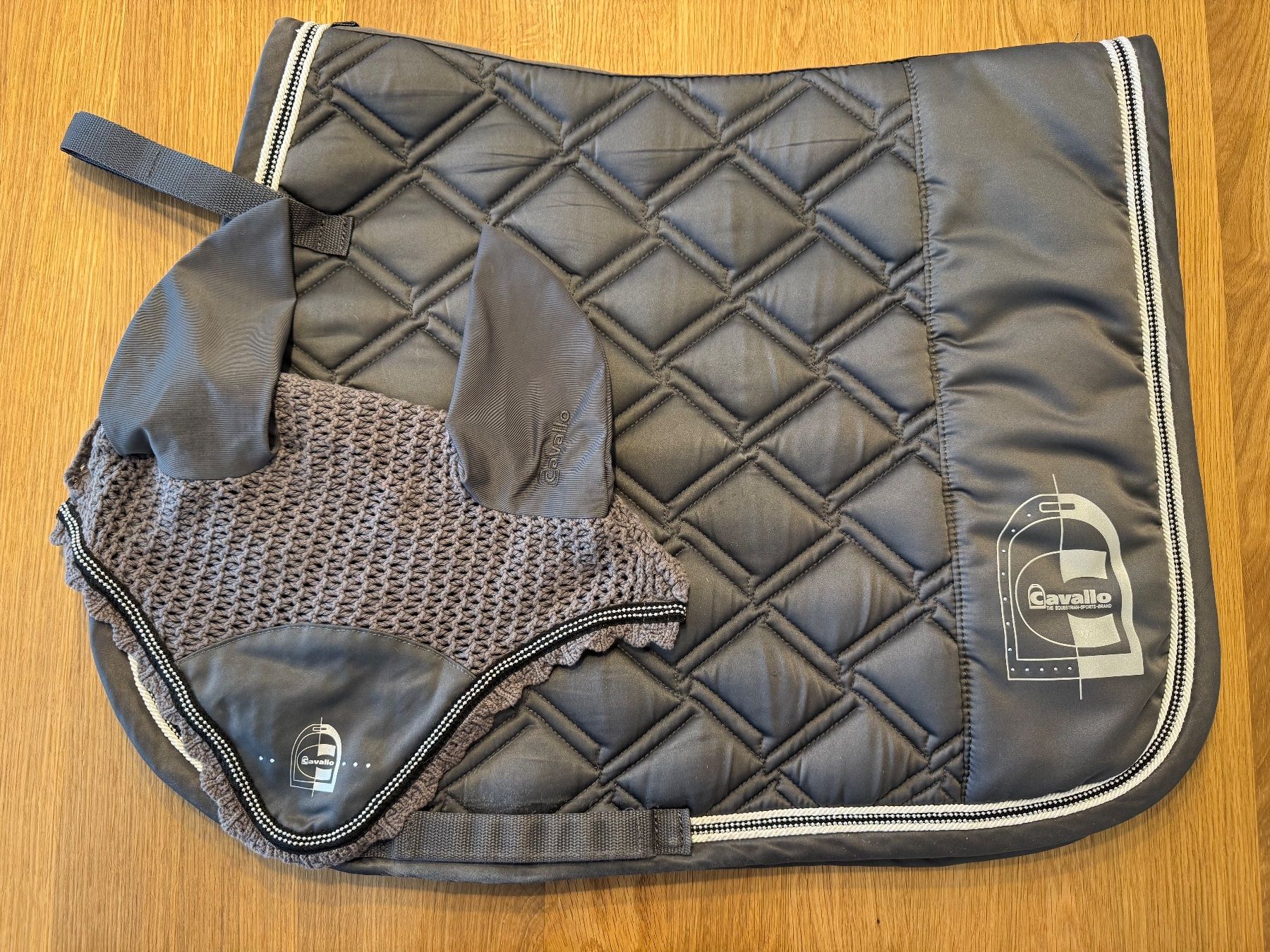 Coperte: Schabracke VS – Usato da Schwyz venduto da lion2016