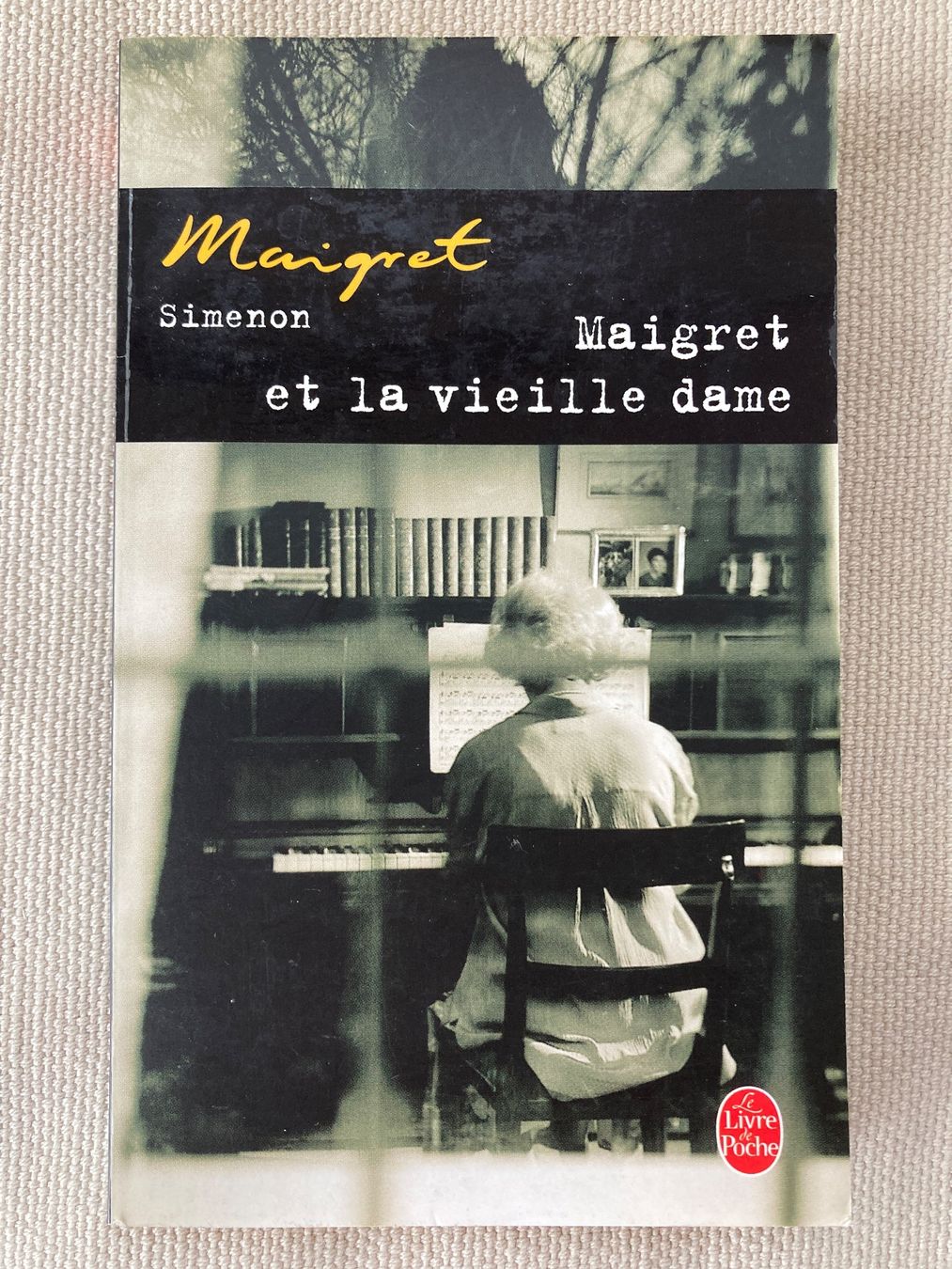 Libri: Simenon, Maigret et la vieille dame – Usato da Baden venduto da Yoyo1