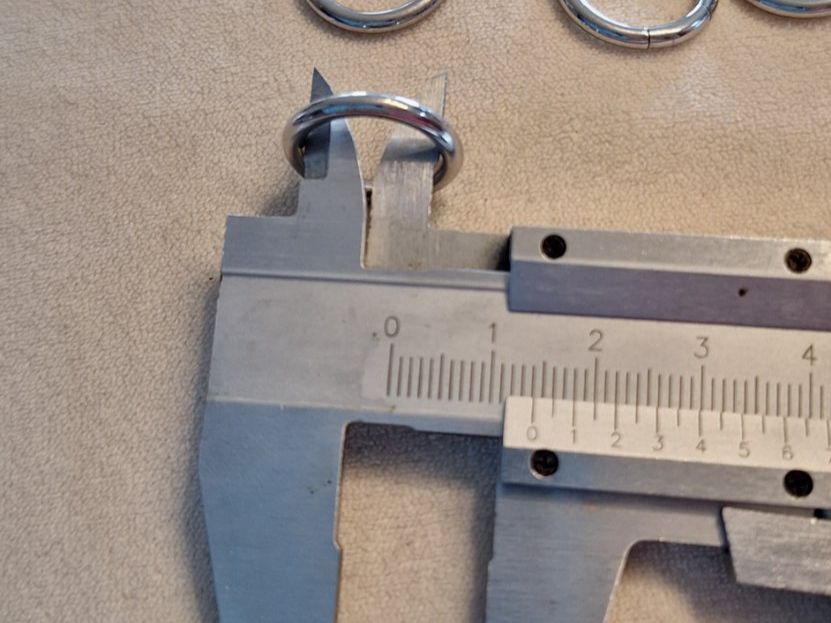 Gioielli per piercing: Piercing 2.5mm – Usato da Wetzikon ZH venduto da NaWetzi 2