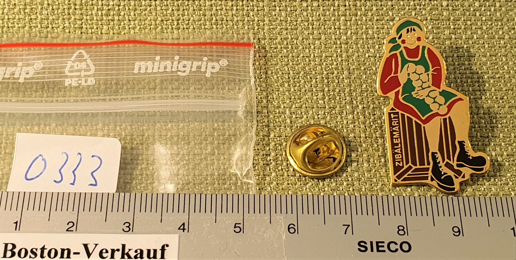 Placchette & Badge: O333 - Pin Bern Berner Bärner Zibelemärit – Usato da Reinach BL venduto da Boston-Verkauf 1