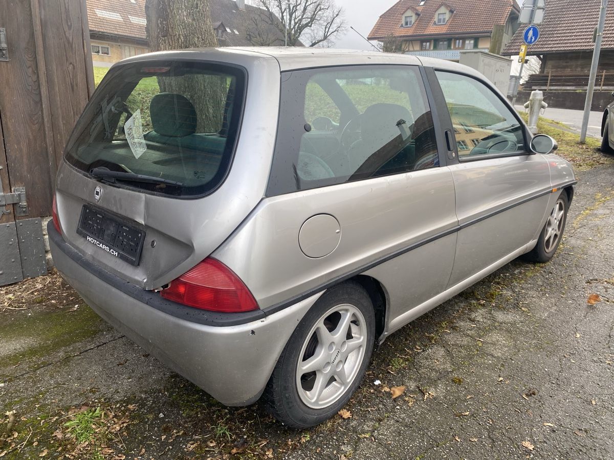 Lancia Automobili: LANCIA Y 1.4 – Usato da Bern venduto da hotcars24 2