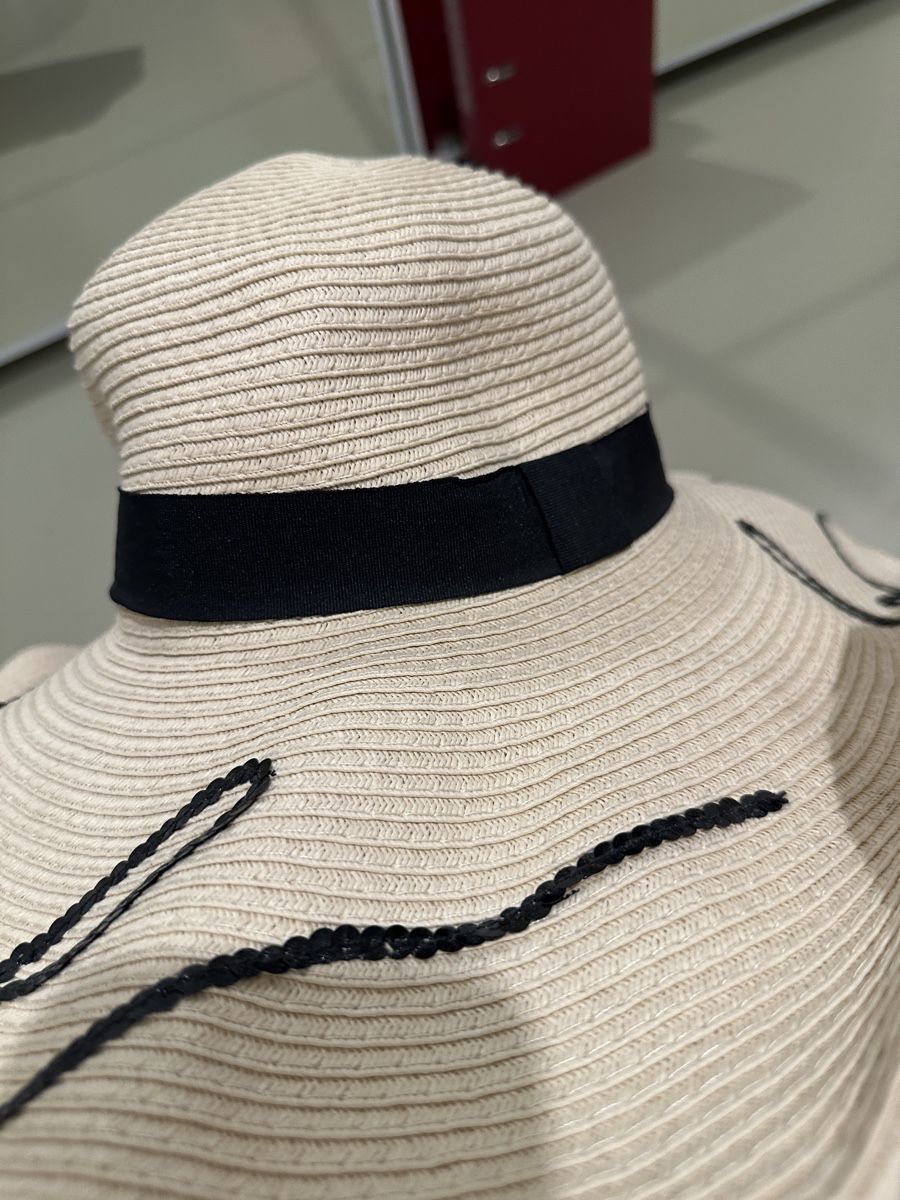 Copricapi, berretti & cappellini: Sommerhut neuwertig – Nuovo (secondo la descrizione) da Zürich venduto da sof_cbh8 2
