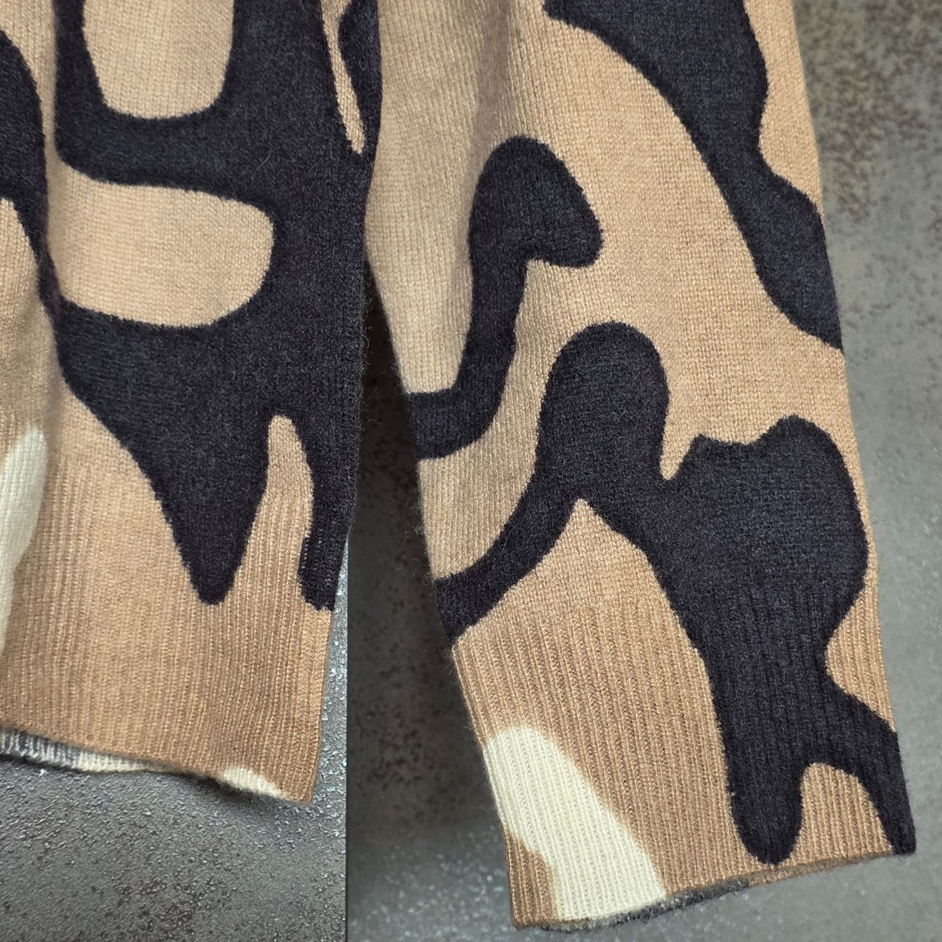 Maglioni & Felpe: 🐸 ESTÈME - EDLER 100% KASCHMIR PULLOVER NEU – Nuovo (secondo la descrizione) da Môtier (Vully) venduto da Frogs 2