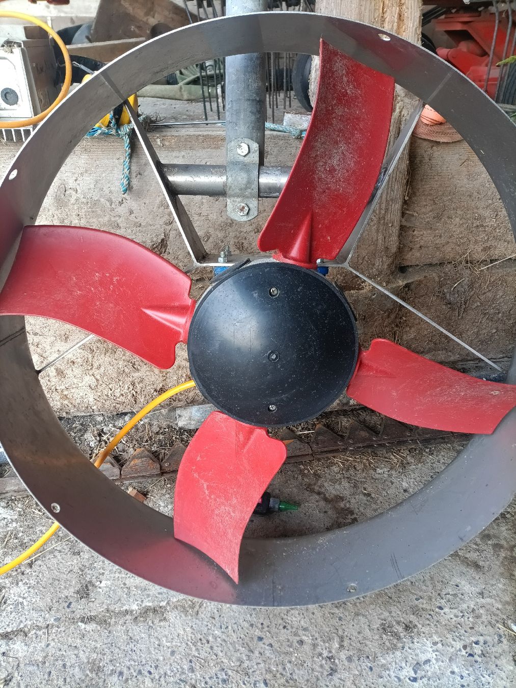 Ventilatoren: Stalllüfter – Gebraucht aus Hofstetten ZH von juerg98